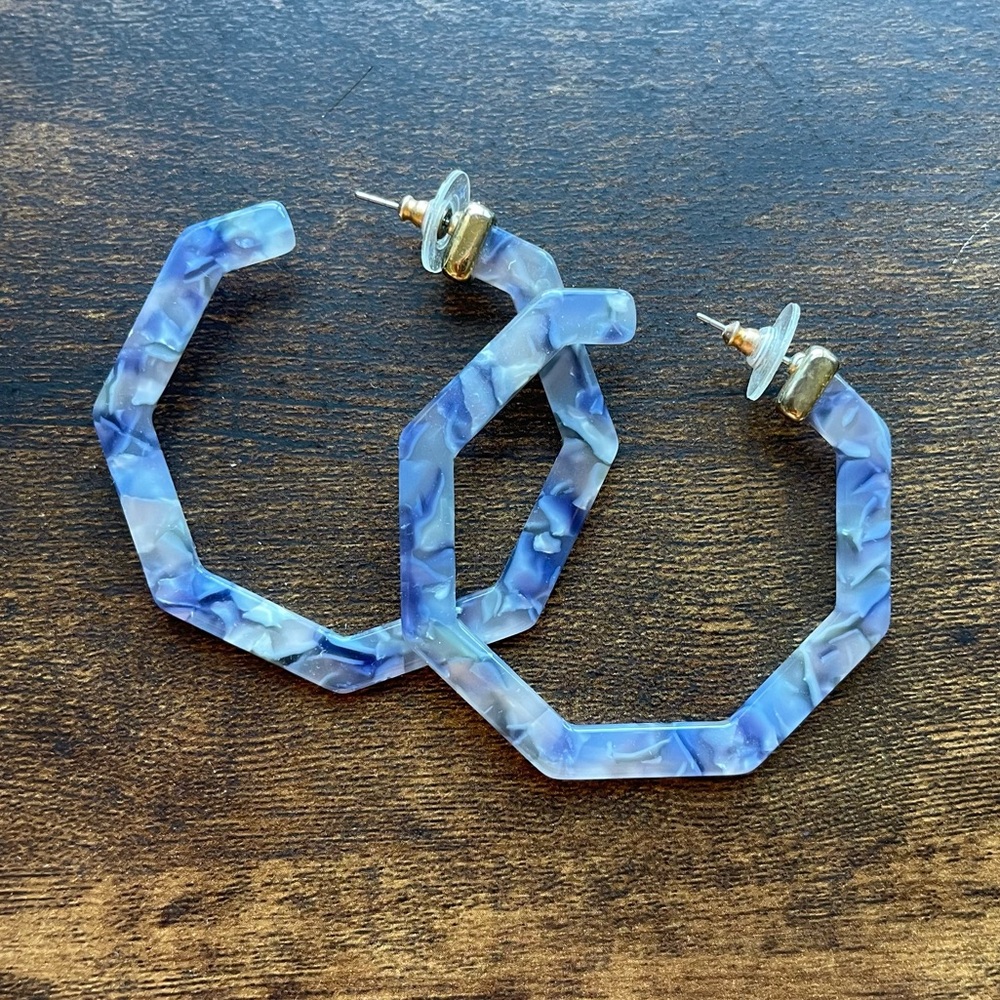 BaubleBar blue resin earrings